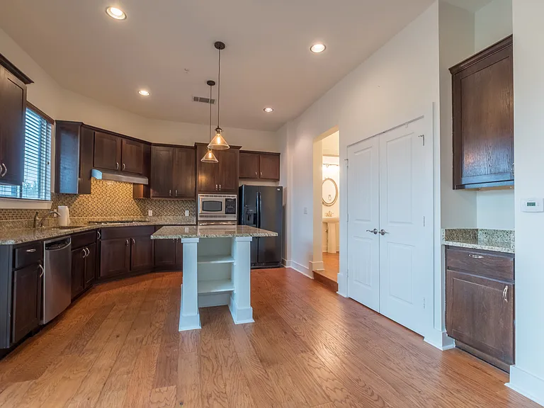 8110 Ranch Road 2222 #2 — Photo 12