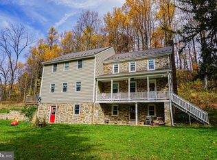 988 Kratz Rd, Glen Rock, PA 17327