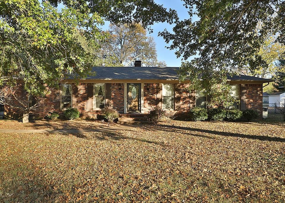 1st image of 1716 Wedgewood Dr