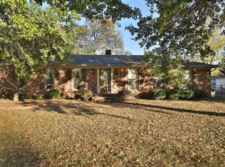 1716 Wedgewood Dr, Union City, TN 38261