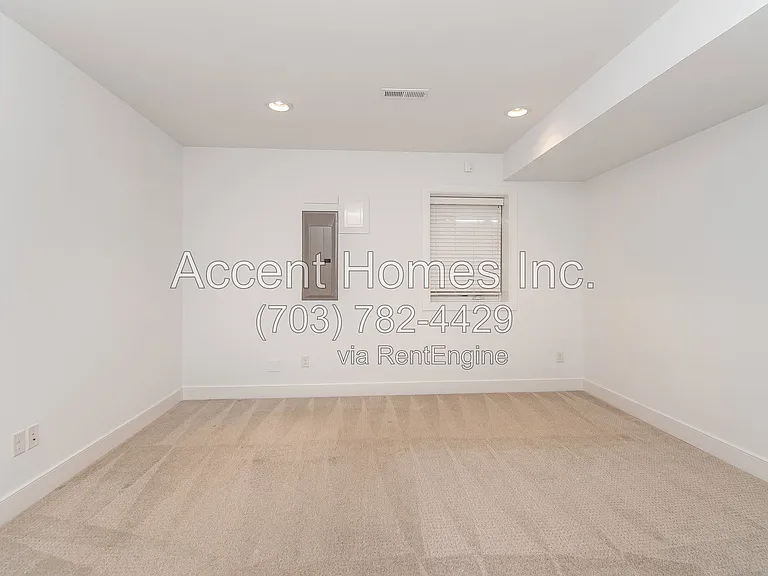 210 S Patrick St — Photo 21