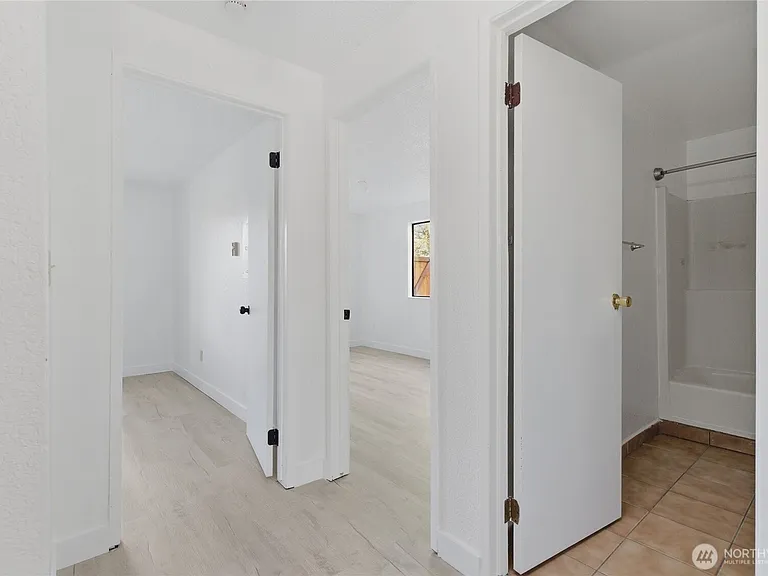 2810 D St SE #A — Photo 8