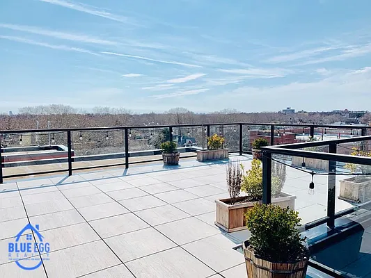 Rented by GROOME REALTY LLC | media 28