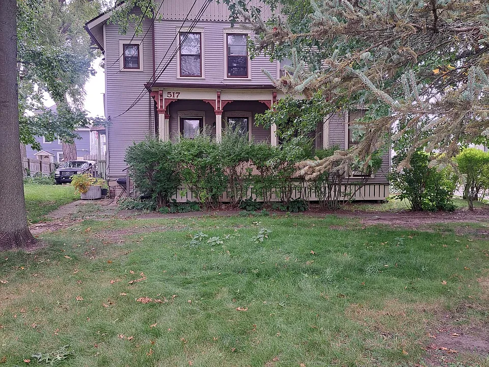 519 Lincolnway E #7G