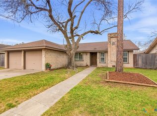 110 Rio Vista Dr, Victoria, TX 77904