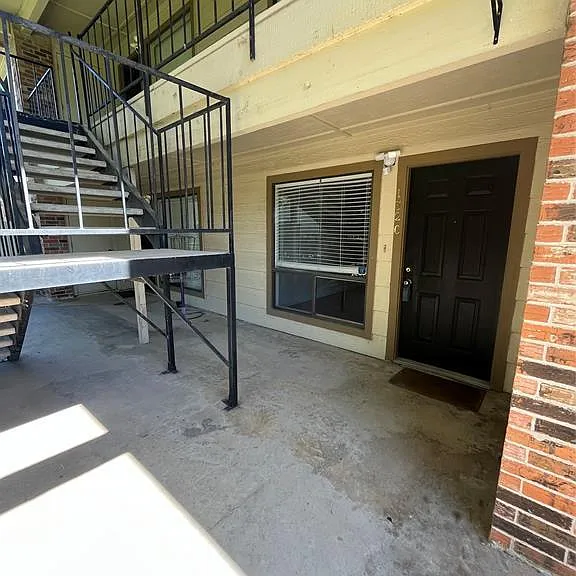 1705 Crossing Pl #132C — Photo 2