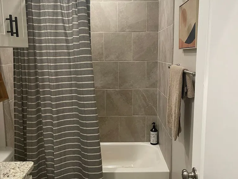 1638 Merchant St — Photo 18