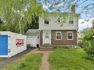 128 Parsons St, Brighton, MA 02135