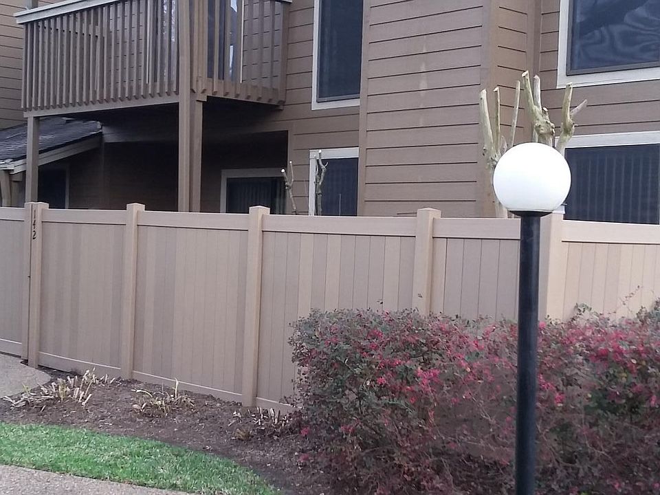 Townhouse, front