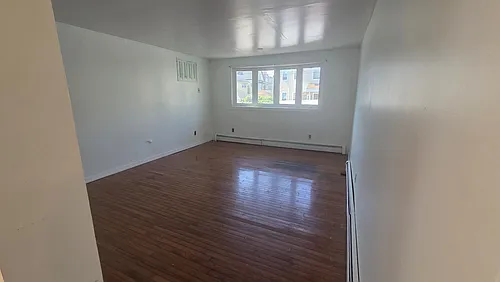72-74 Maple St #1 Photo 1