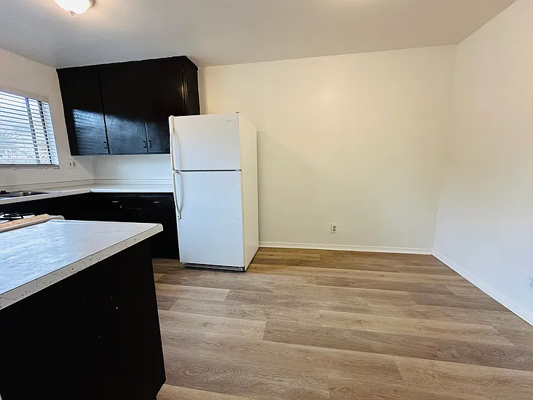 3458 Richland Dr #9 — Photo 8