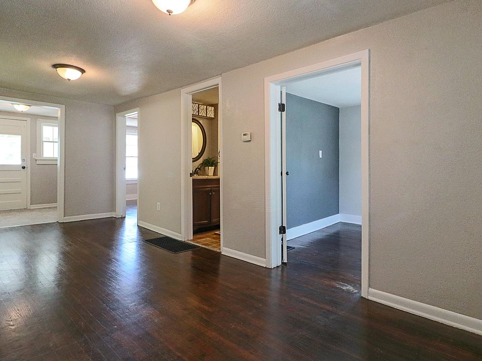 1st image of 806 S Pope Ave