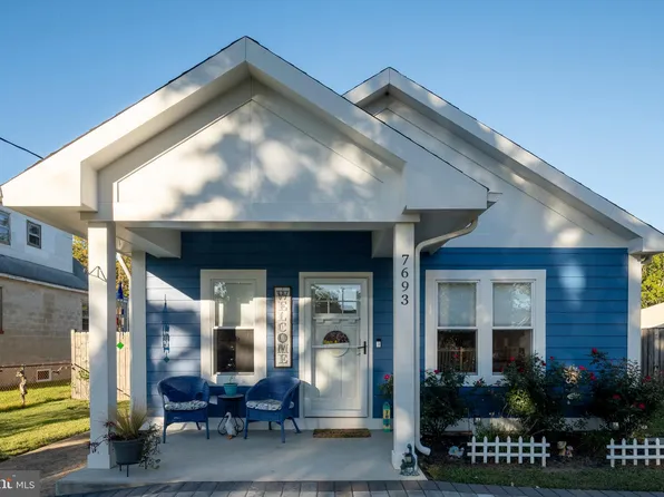 7693 Oak Ln, Pasadena, MD 21122