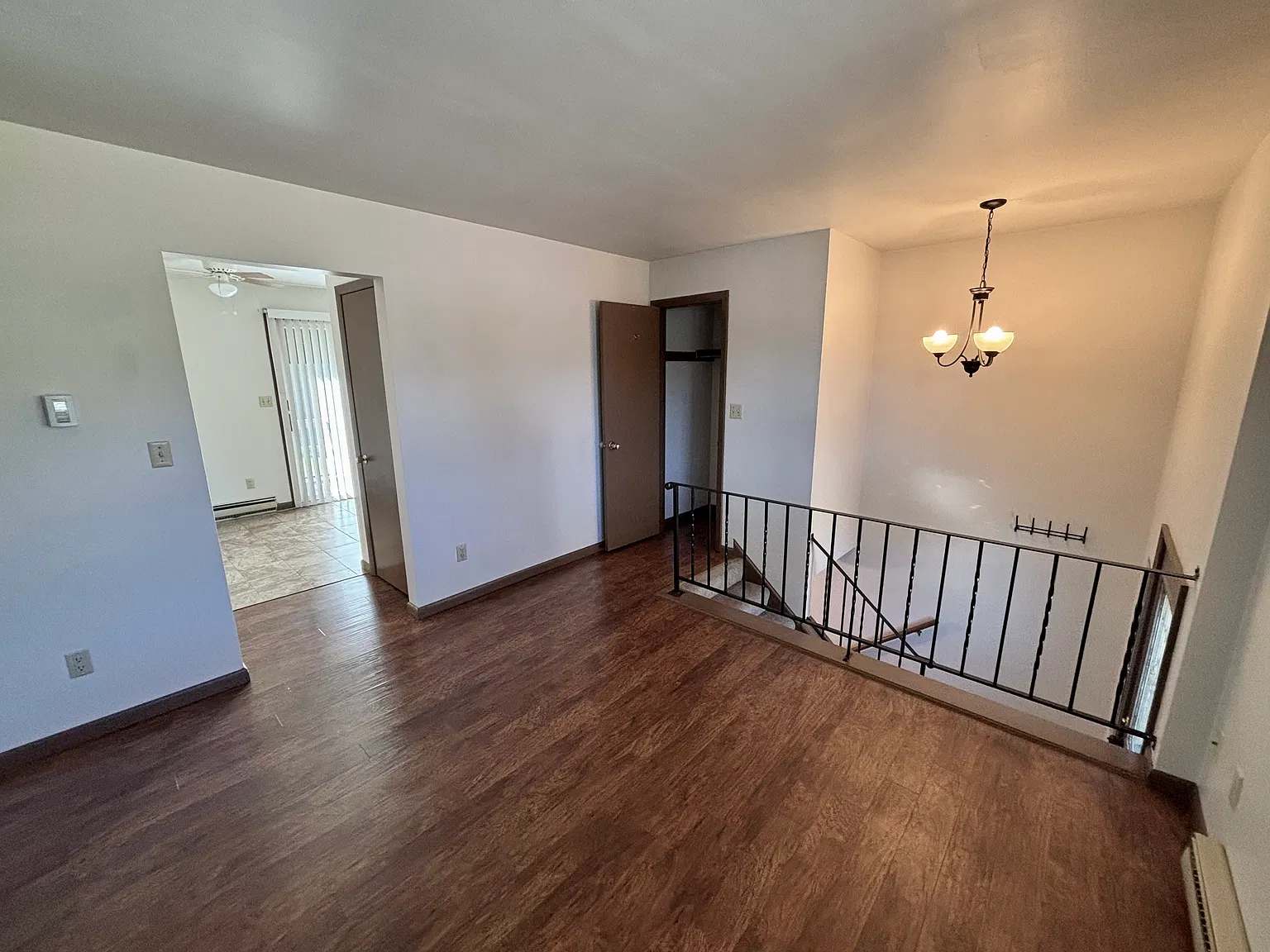 2 bed, 1100 sqft, $925 — Photo 3