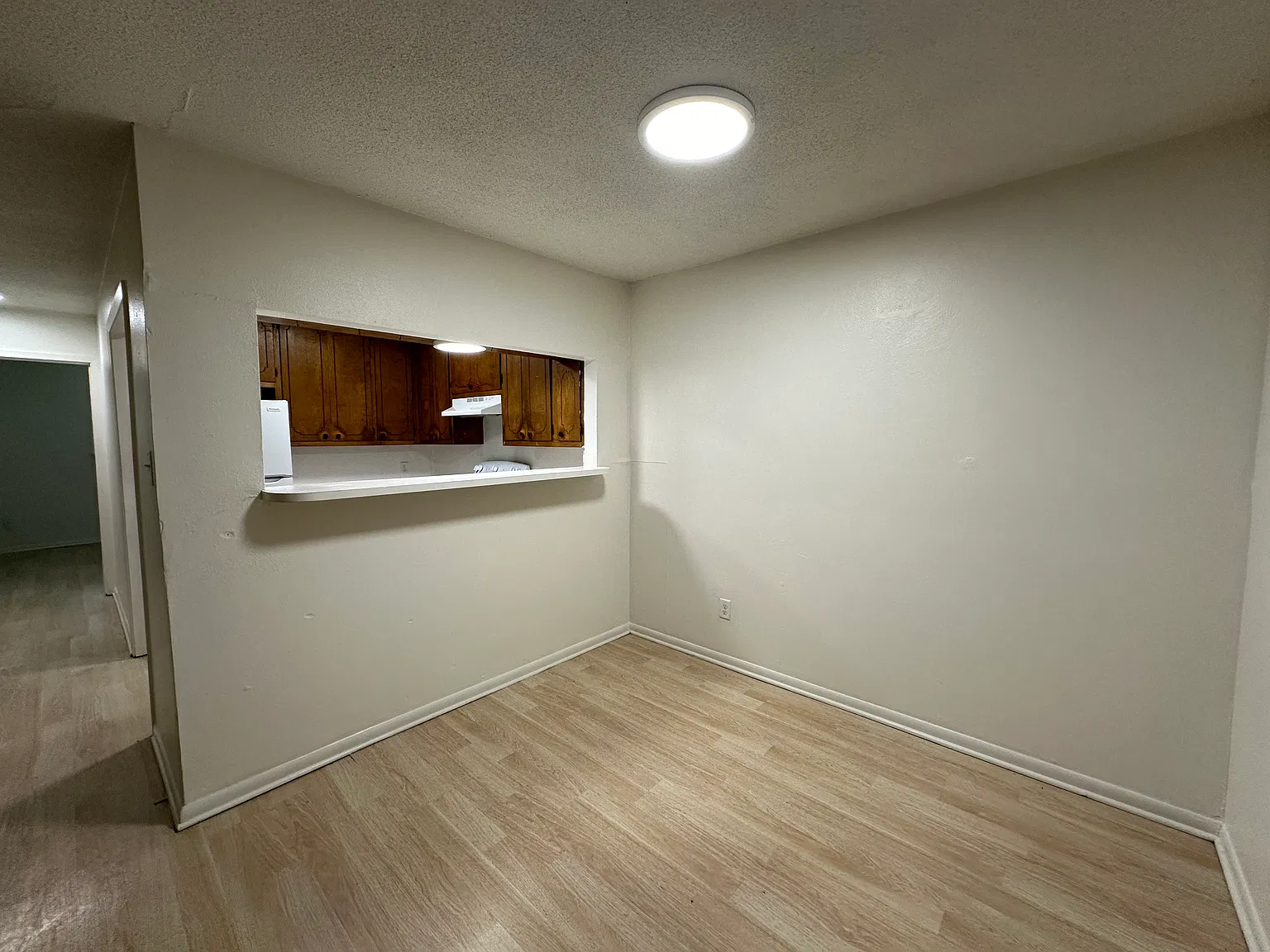 2 bed, $1,150 — Photo 2