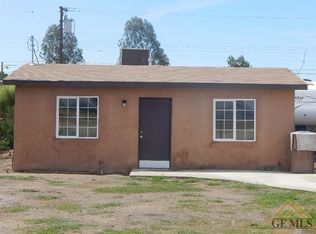 1723 E Planz Rd, Bakersfield, CA 93307