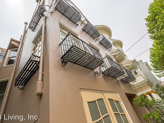 4th image of 2707 Jackson St APT 01