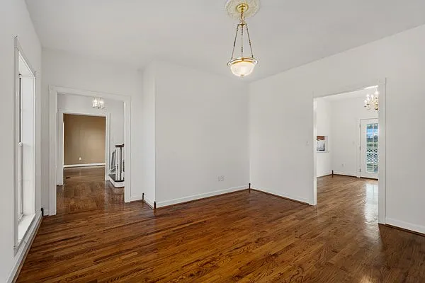 1150 Lee Road 250 — Photo 5