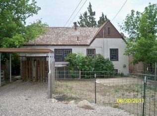 1003 W Spruce St, Rawlins, WY 82301