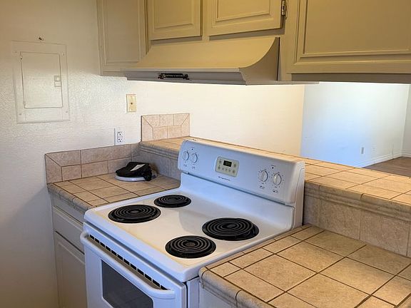 3rd image of 2062 Avenida Placida Unit 1
