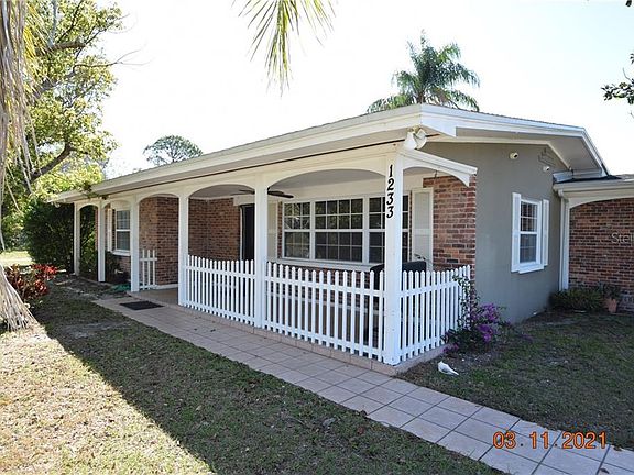 2nd image of 1233 Bayview Dr