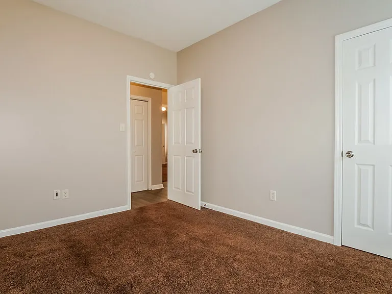 8701 Eagle View Dr — Photo 13