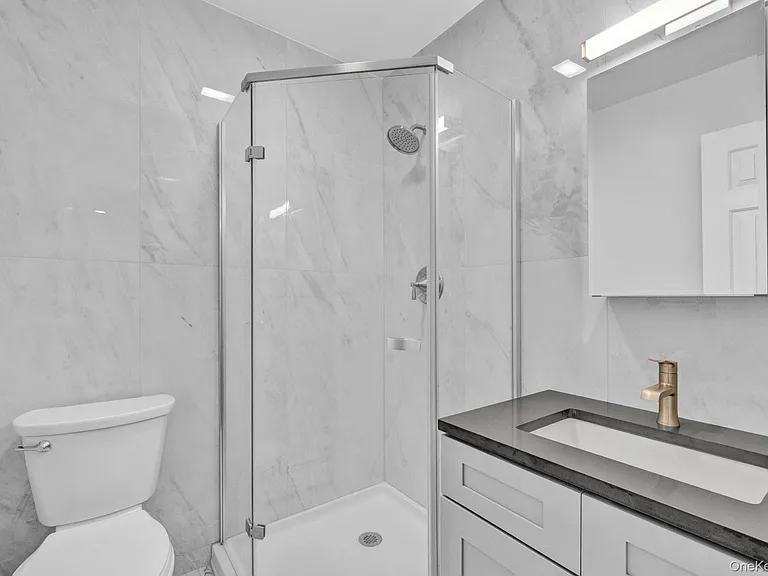 29-31 Fisher Ave #31 — Photo 13