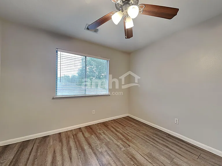 10931 S Falls Ter — Photo 18