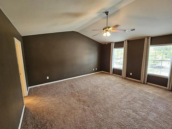502 Eagles Rest Dr — Photo 11