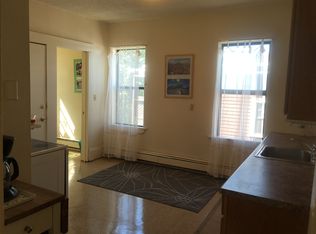 31 Iffley Rd, Jamaica Plain, MA 02130