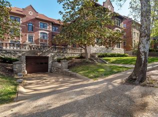 7515 Buckingham Dr APT 1N, Saint Louis, MO 63105