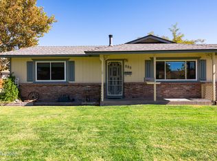 890 Sunset Dr, Fallon, NV 89406