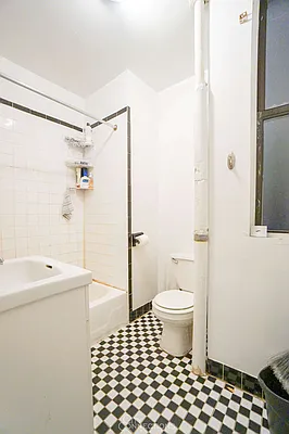 Rented by City Connections Realty | media 23