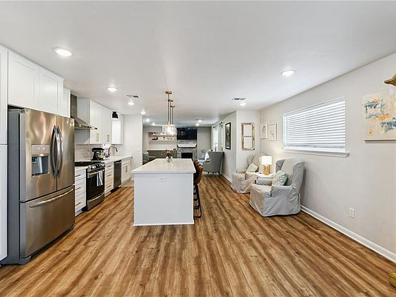 4th image of 1236 Nursery Ave