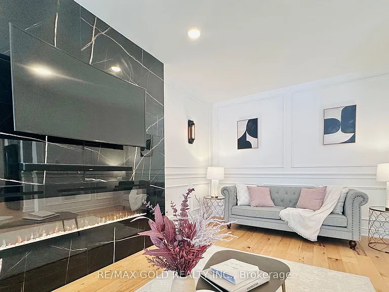 2293 Woodcrest Dr — Photo 14