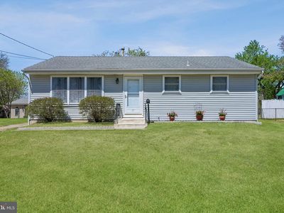 17 Lambeth Rd, Burlington, NJ, 08016