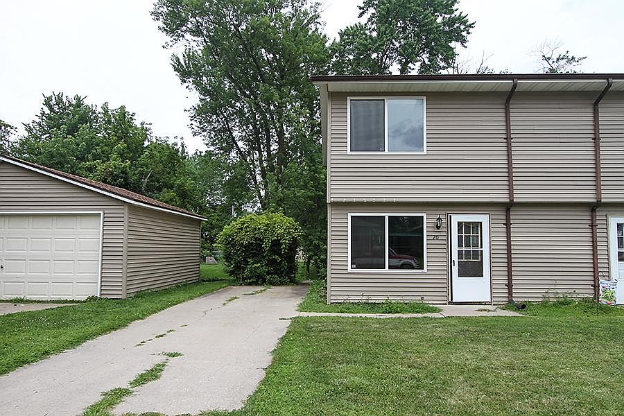 1st image of 20 Birch Ct