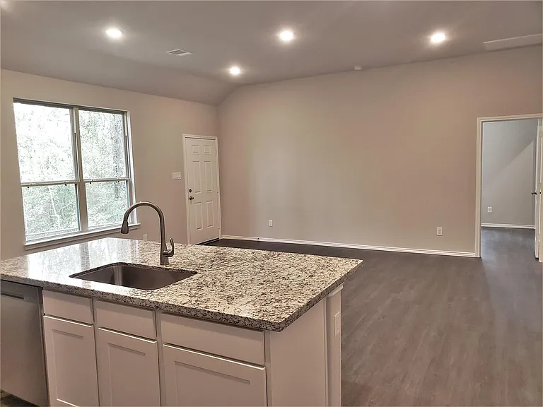 10948 Amblewood — Photo 4