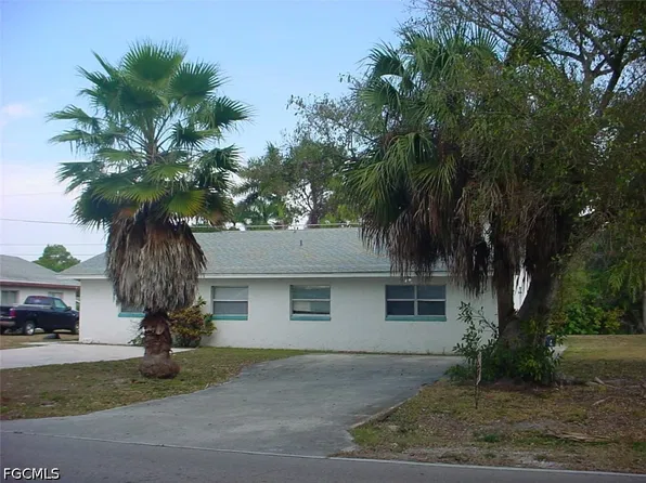 8259 Beacon Blvd, Fort Myers, FL 33907