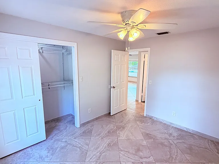 6 Carriage Hill Cir — Photo 25