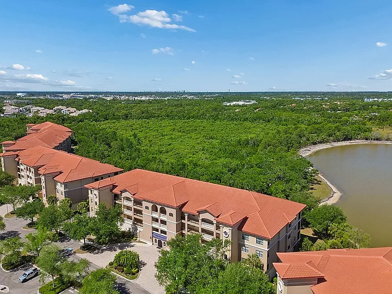 7702 Lake Vista Ct #202 — Photo 81