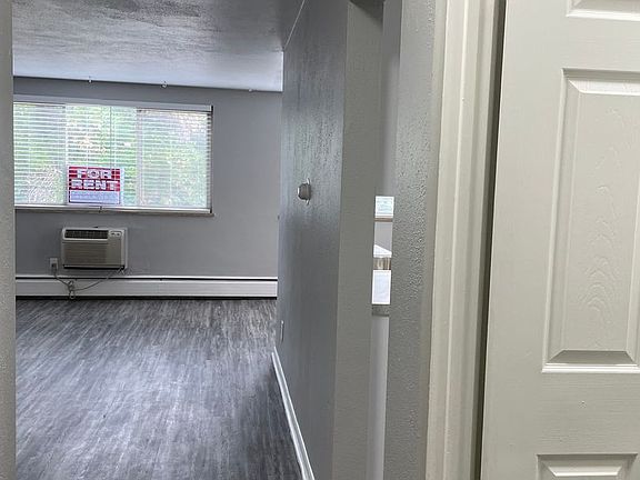 3rd image of 5758 S Gallup St #463