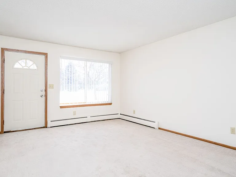 Raven Court Townhomes — Photo 19