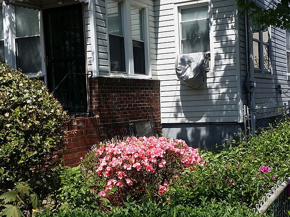 3rd image of 20-45 Humpheys Street