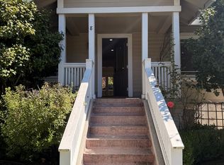 8 University St, Healdsburg, CA 95448