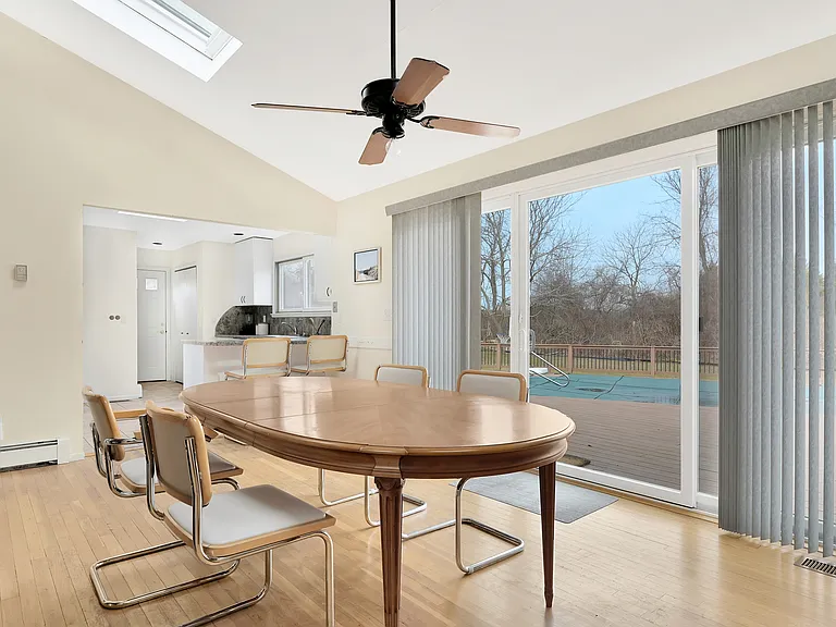 58 Windmill Ln — Photo 12