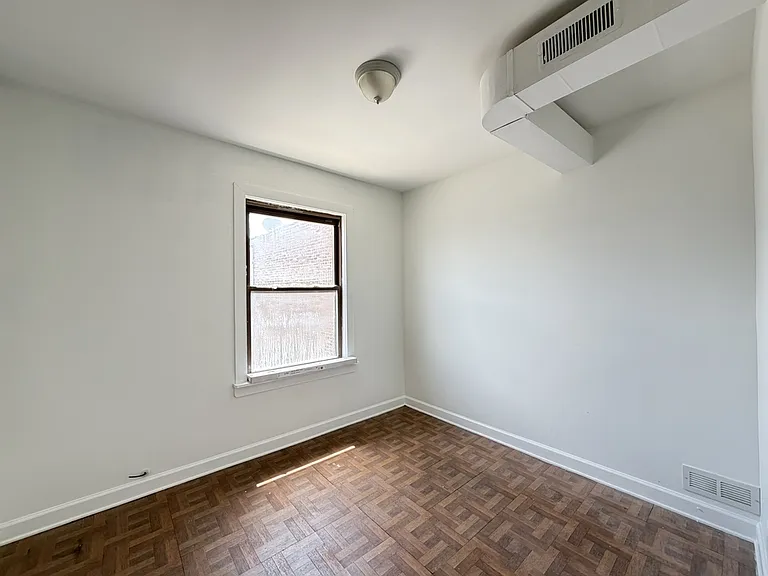 1609 N McVicker Ave #2HC — Photo 16