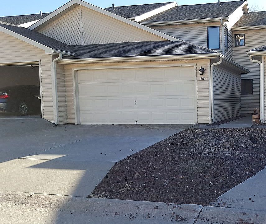 1st image of 615 NW 20th St #36