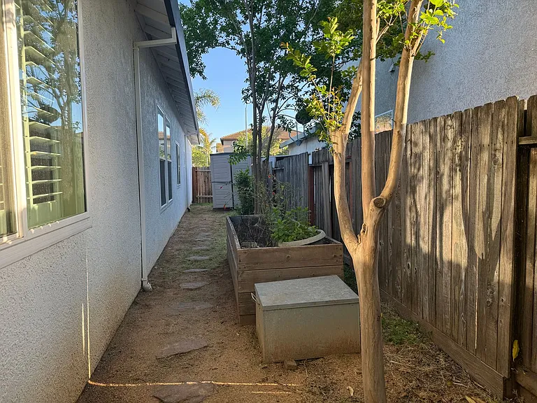 3550 Saint Lucia Pl — Photo 40