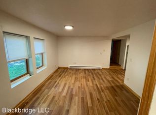 804 4th St E #1, Saint Paul, MN 55106